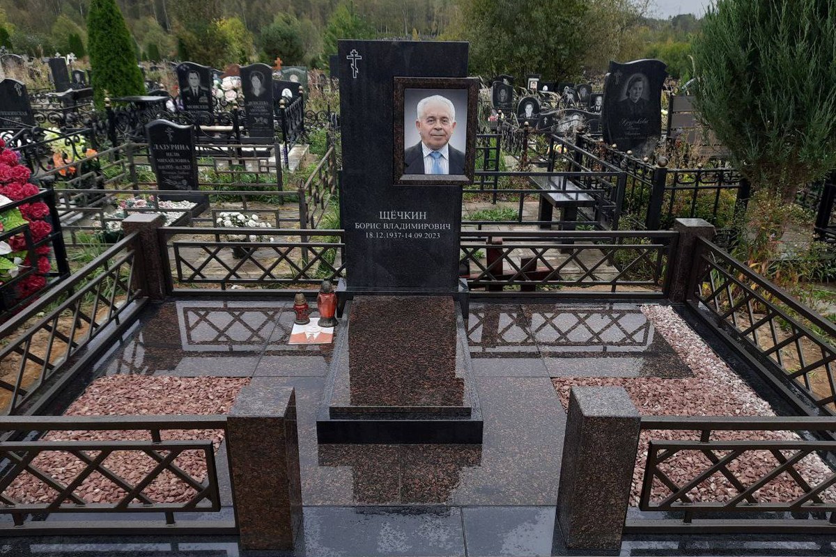 Вертикальные памятники